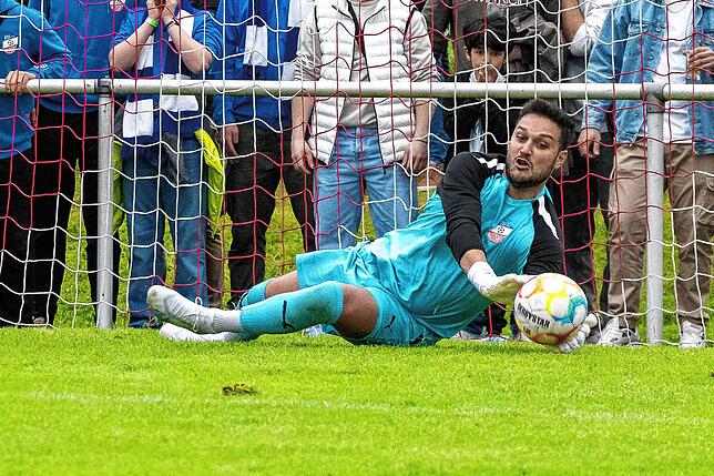 Bild 8: VfB Waldshut behält die Nerven am Elfmeterpunkt im Pokalfinale gegen FC Tiengen 08 &ndash; hier Fotos!
