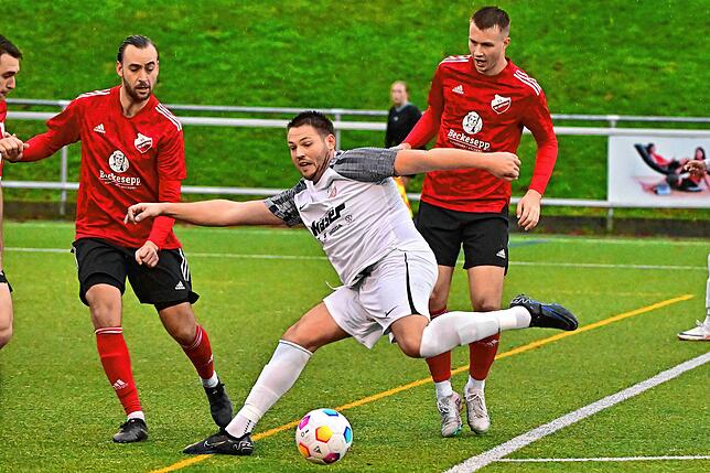 Bild 2: VfB Waldshut gewinnt beim SV Au-Wittnau mit 4:2 &ndash; und wir haben Bilder!