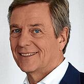 Claus Kleber moderiert das &bdquo;heute-journal&ldquo; im ZDF.
