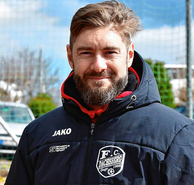 Trainer Robert Villinger (FC Dachsberg): „Beim meinem Heimatverein SV Nöggenschwiel ist es mir super gelungen, den Job, die Familie und ...