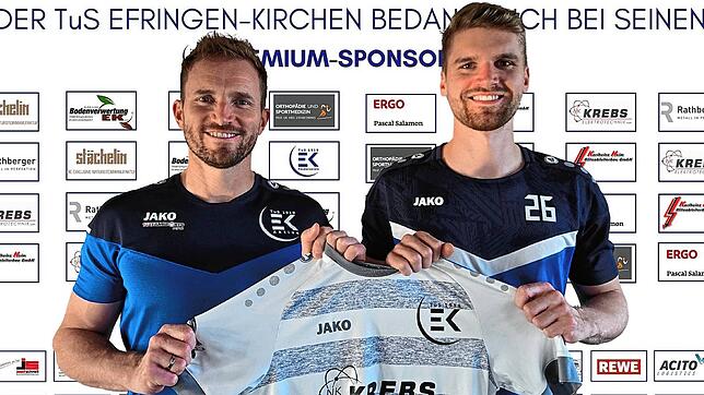 Torjäger kommt: Der Sportliche Leiter Stefan Hilpüsch (links) freut sich über die Zusage von Robin-Alexander Pude vom FV Tumringen.