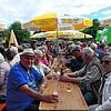 Der neu gestaltete Festplatz in Leimbach ist eingeweiht: Zahlreiche Besucher kamen aus diesem Anlass zum Maihock mit dem Musikverein ...