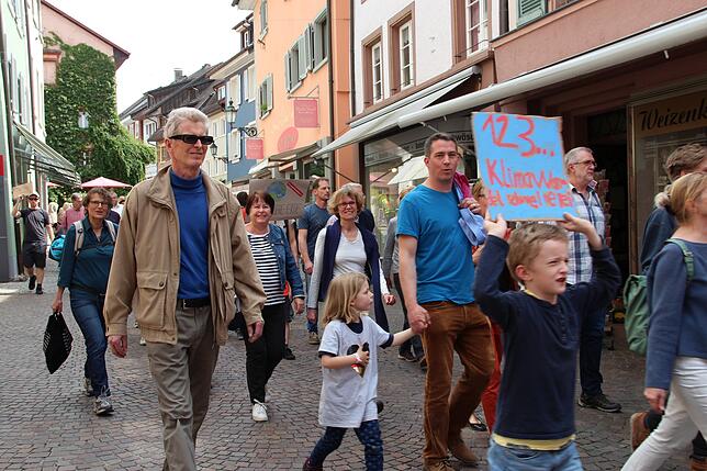 Alle Generationen setzten sich gemeinsam für den Klimaschutz ein.