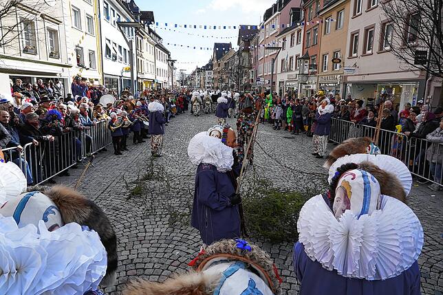 Bild 13: Bilder vom 44. Maschgerelauf der Narrozunft in Villingen &ndash; Teil 1