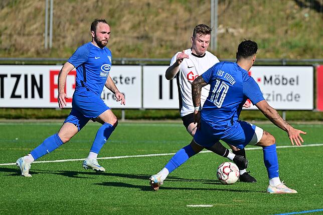 Bild 18: TuS Stetten siegt 3:0 im Spitzenspiel gegen die SG FC Wehr/Brennet – und wir haben Fotos!