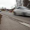 Blitzer-Anhänger sollen vielerorts die Autofahrer vom Rasen abhalten. Auf dem Bild ist die Schwenninger Steig zu sehen, wo es in der ...