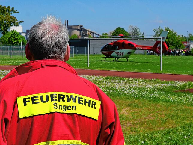 Ein Hubschrauber ist vorsichtshalber angerückt, konnte aber ohne Patient am Bord wieder fliegen.