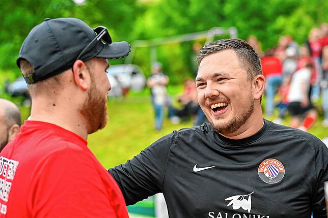 Bild 2: FC Hochrhein steigt in die Bezirksliga auf – und wir haben Bilder!