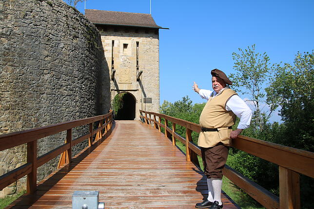 Bild 1: Von der Ruine bis zur ehemaligen Fürstenresidenz: Eine visuelle Führung durch eine Burg und zwei Schlösser im Landkreis Waldshut