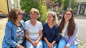 Freuen sich über die gute Bilanz des Burgspektakels: Andrea Hermann, Ursula Biebinger, Verena Müller-Möck und Chiara Kilguß (von links). ...