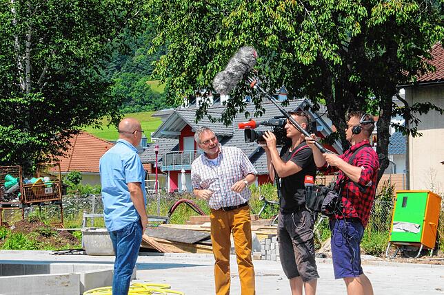Auch zwei Tage nach der Zerstörungsaktion sind die Nachbarn geschockt.