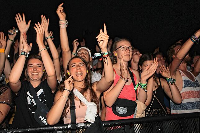 Bild 4: Bilder von Deichkind auf dem Southside 2022