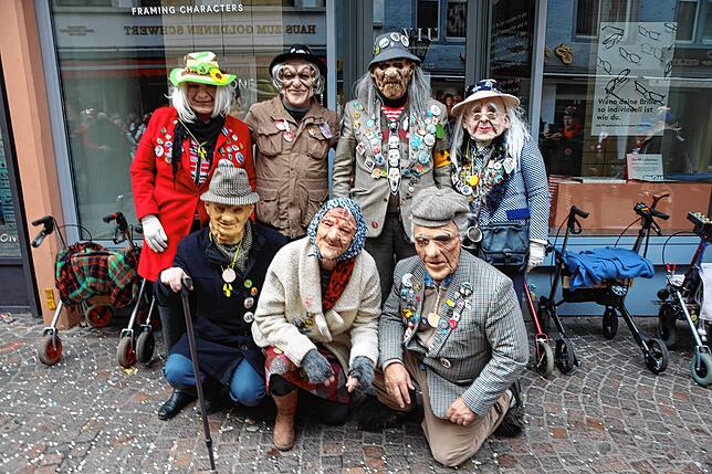 Bild 14: Ho Narro! Die Straßenfasnacht in der Konstanzer Altstadt ist in vollem Gang