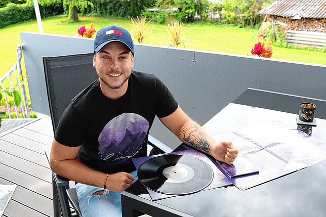 Sascha Wilhelm aus Aach will in der letzten DSDS-Staffel noch einmal sein Gesangstalent beweisen.