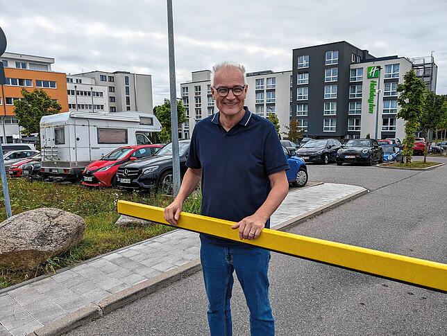 Architekt Michael Rebholz ist einer von rund 20 Kapitalgesellschaftern, denen auch der Hölzlekönig gehört. Was mit der Immobilie ...