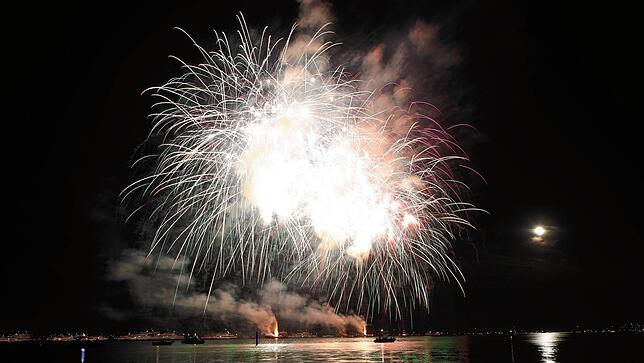 Bild 19: Konstanzer Seenachtfest 2022: Fotos vom großen Finale beim Feuerwerk an der Kunstgrenze