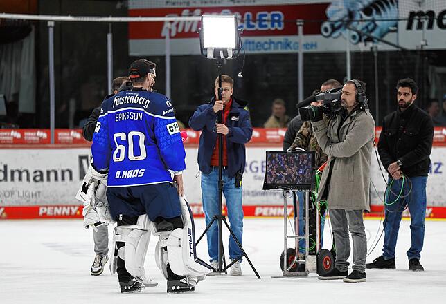 Bild 5: Unsere Bildergalerie vom sechsten Viertelfinalspiel der Wild Wings gegen die Straubing Tigers