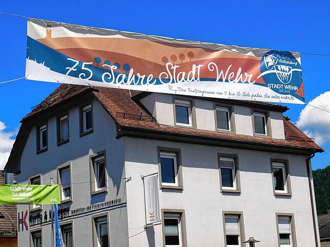 Bild 22: Bilder vom Fest anlässlich des 75. Jubiläums der Stadterhebung Wehrs