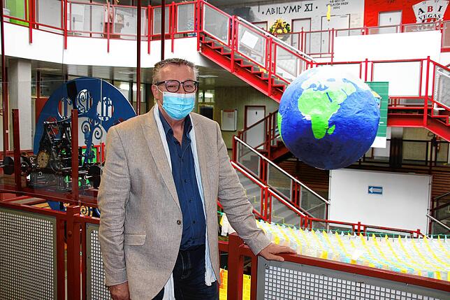 Ralf Heinrich, Schulleiter am Thomas-Strittmatter-Gymnasium, im Sommer 2021.