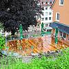 Schön gemacht, aber für die SPD-Fraktion mit zu vielen Werbeschildern versehen ist die neue Eisdiele, hier vom Amtshausweg aus betrachtet.