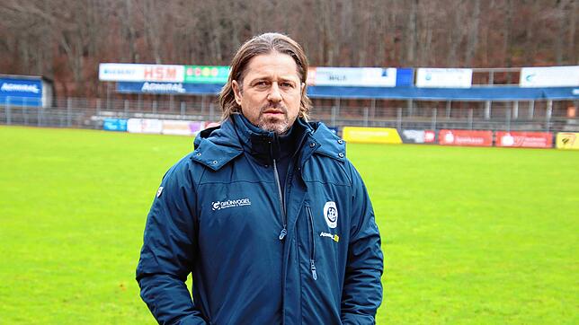 Helgi Kolvidsson ist wieder an Bord und übernimmt bis zum Saisonende den im Abstiegskampf befindlichen Verbandsligisten SC Pfullendorf.
