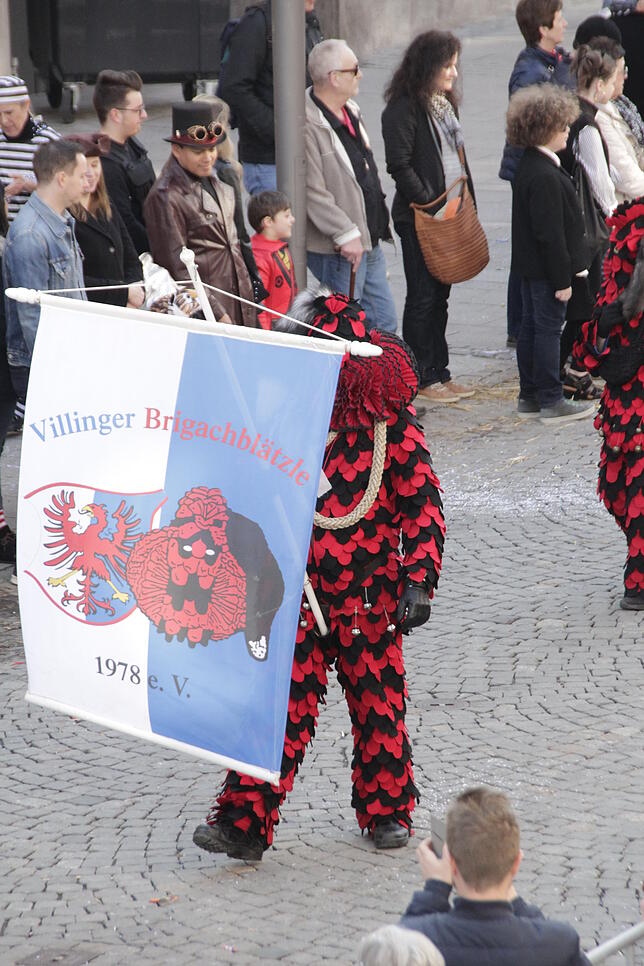Bild 23: Bilder vom großen Kinderumzug von oben – Teil 3