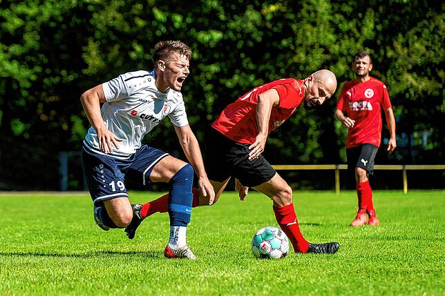 Bild 26: FC Schlüchttal gewinnt beim FC 08 Bad Säckingen mit 4:2 &ndash; und wir haben Bilder!