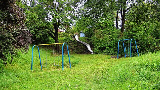 Der Abenteuerspielplatz in Böhringen. Bislang stehen dort kaum Spielgeräte. Es hat sich wenig getan.
