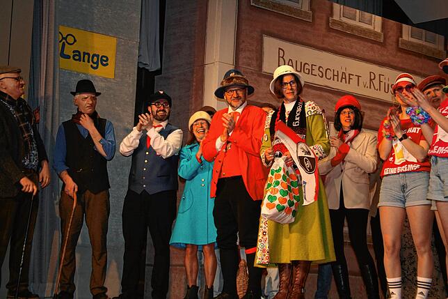 Bild 16: Kolpingsball in Meßkirch: So ausgelassen wurde gefeiert – alle Bilder