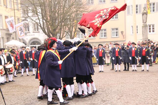 Bild 5: Schwerttanz beim Narrentag: In Bildern und Videos zum Nacherleben