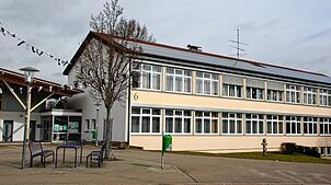 Der Gemeinderat stellte die Weichen für eine flexible Ganztagesbetreuung ab dem Schuljahr 2026/2027 an der Grundschule Wald. Es gibt ...