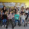 Die Klasse 4a der Grundschule Volkertshausen und ihre Lehrerin Valeska Osterried haben beim Medienprojekt Klasse! abgeräumt.