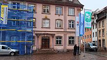 Die Israel-Flagge vor dem Villinger Rathaus wurde am 10. November ebenfalls gestohlen. Am 14. November wird eine neue Fahne von ...