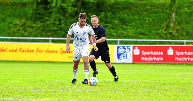 Bild 44: SV Blau-Weiß Murg besiegt SG FC Wehr/Brennet mit 2:0 – und wir haben Bilder!