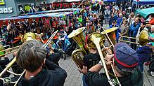 Stadtfest St. Georgen: Mit viel Musik, wie hier im Jahr 2024, geht es auch am 28. und 29. Juni wieder rund gehen. Fotos: Roland Sprich