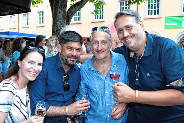 Bild 8: Bilder vom Weinfest Konstanz 2024: Feiern auf dem Stephansplatz