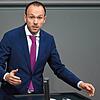 Der damalige Abgeordnete Nikolas Löbel (CDU) spricht bei der Plenarsitzung am 25.10.2019 des Deutschen Bundestages. Während einer ...