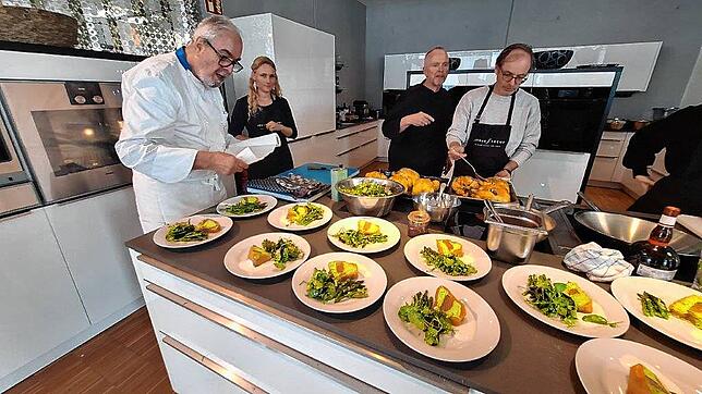 Bild 22: Kochen wie Gott in Deutschland: Bertold Sibers letzter Kochkurs in Stockach - Die besten Momente