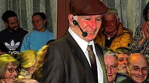 Rocco Del Colle unterhält sein Publikum meisterhaft. Bild: Alfred Moosmann