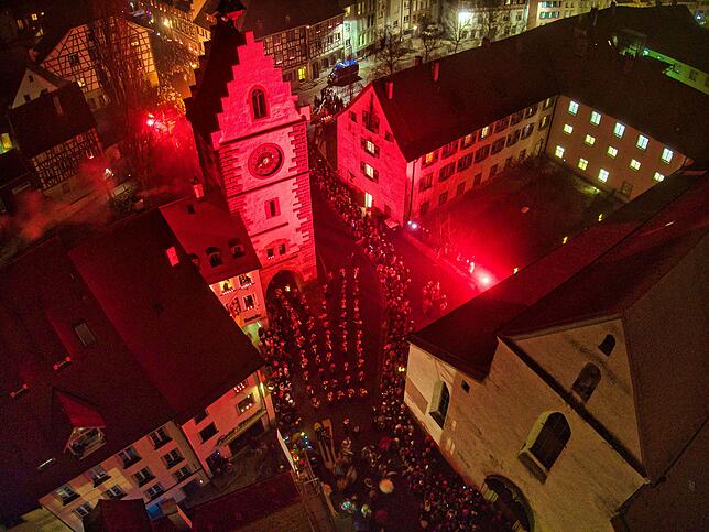 Bild 2: Spektakuläre Ansichten des Nachtumzugs