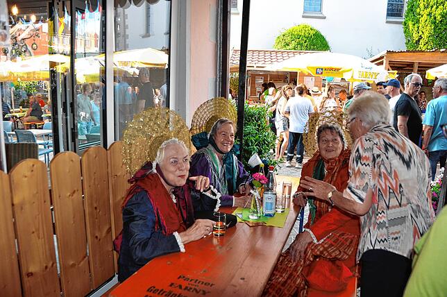 Bild 11: Sonnenstrahlen und Feststimmung in Markdorf