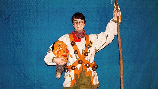 Ramona Fruh ist Festwirtin der Dreckspringer in Frickingen. Sie ist froh, dass dieses Jahr wenigstens die Fasnetsbändel im Ort ...