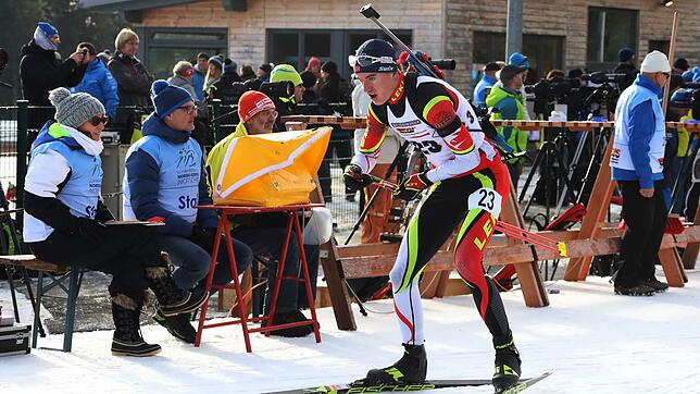 Nicht zu bremsen: Lokalmatador Fabian Kaskel (SC Todtnau) aus Bad Säckingen gewann in der Altersklasse J17 sowohl das Einzelrennen als ...