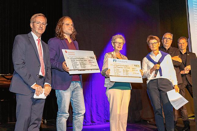 Bild 25: Bilder vom Festakt zur Eröffnung der Waldshuter Stadthalle mit Sänger Max Mutzke