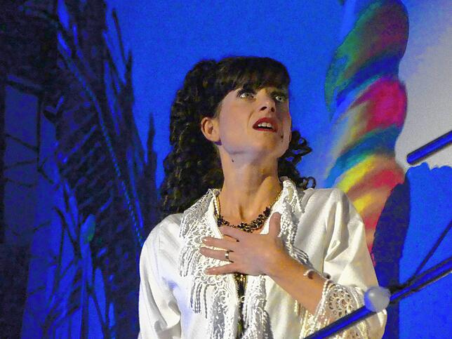 Bild 26: Musical-Karussell feiert Premiere: Das sind die Bilder (I)