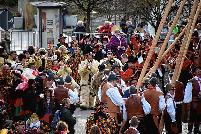 Bild 9: Bilder vom Narrenbaum-Setzen in Stockach Teil 2