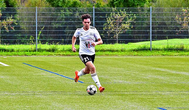 Bild 7: SV Obersäckingen trennt sich im Stadt-Derby mit 3:3 vom FC 08 Bad Säckingen – und wir haben Fotos!