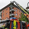 Der Einsatz an der Mannheimer 12 führte die Feuerwehr hinauf aufs Dach. Dort brannten Solarmodule.