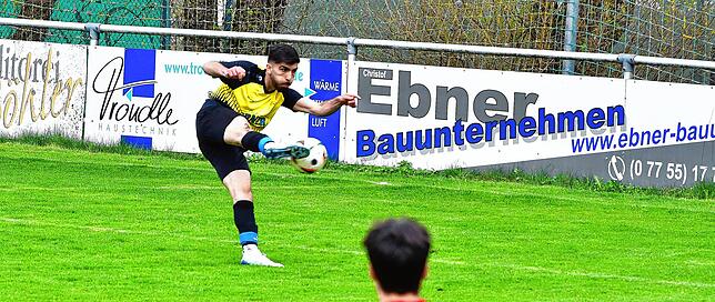 Bild 26: SV Nöggenschwiel besiegt den FC Dachsberg mit 8:1 – und wir haben Fotos!