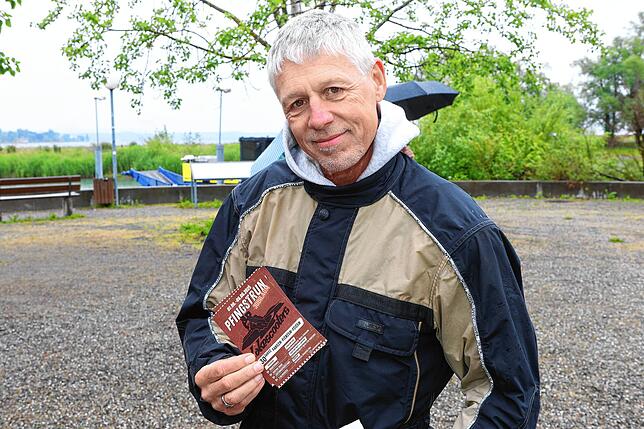 Bild 30: Vespa-Treffen am Bodensee: Am Kreuzlinger Hafen kommen drei Nationen zusammen